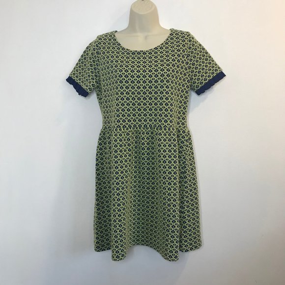 Isani for Target MEDIUM M Dress Fit & Flare Green Blue Diamond Knit Short Sleeve - Picture 1 of 9